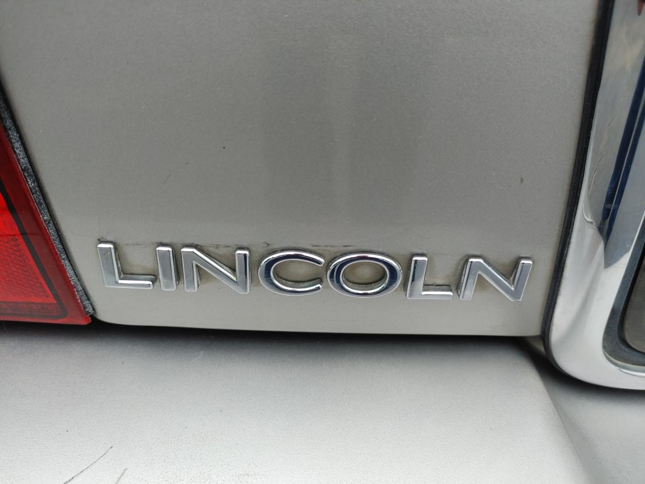 Lincoln LS 4dr Sdn V8 Auto w/Sport Pkg 2005