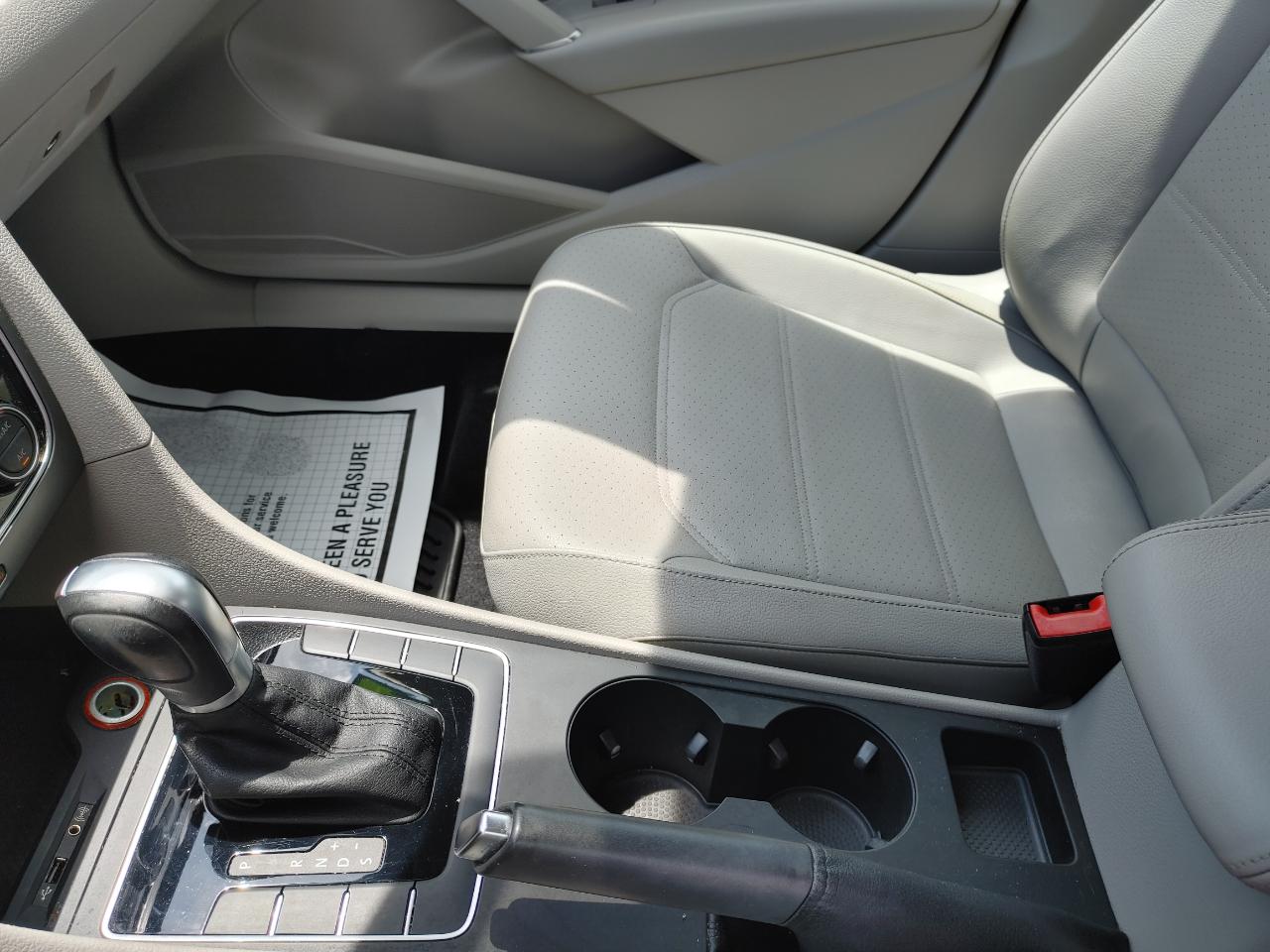 Volkswagen Passat 2.0T R-Line Auto 2018