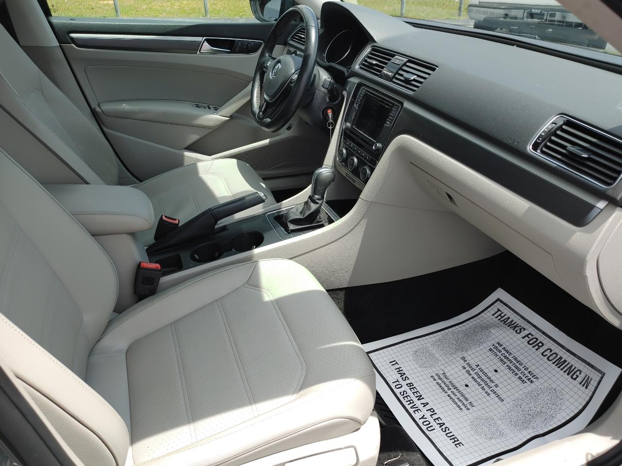 Volkswagen Passat 2.0T R-Line Auto 2018