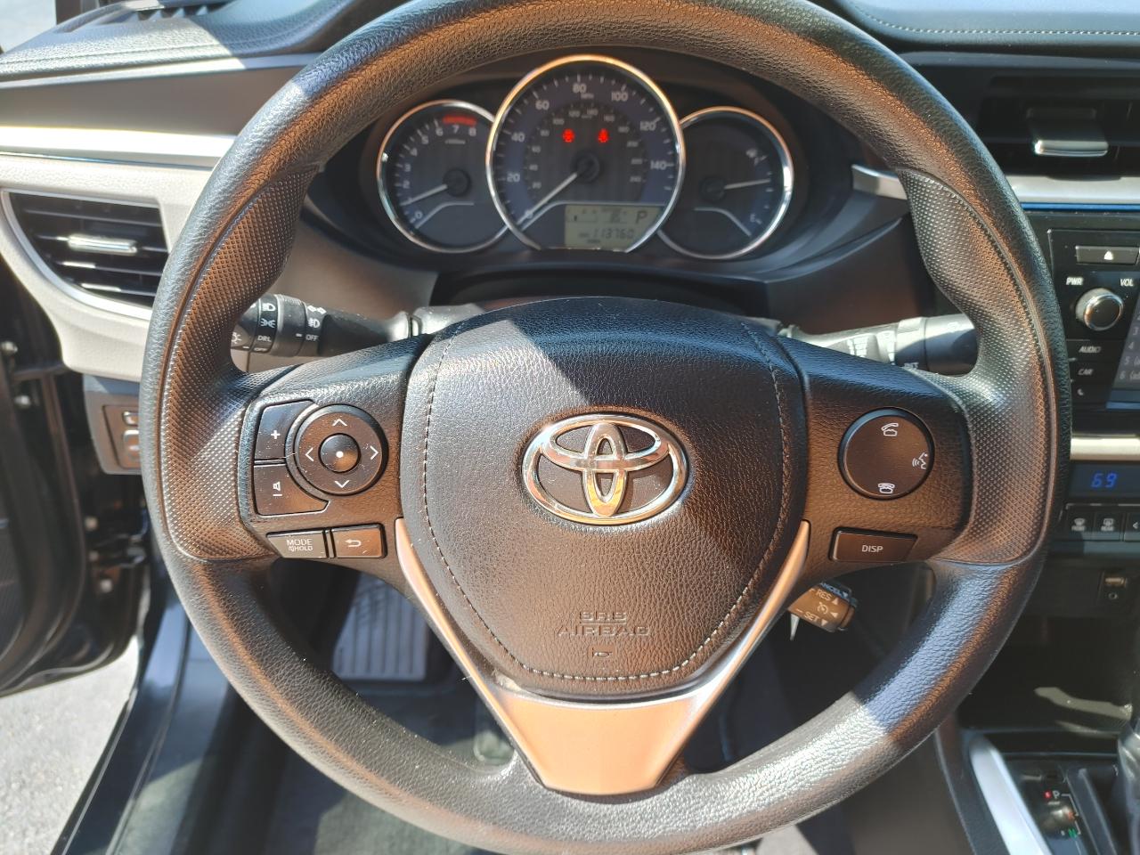 Toyota Corolla LE 2014