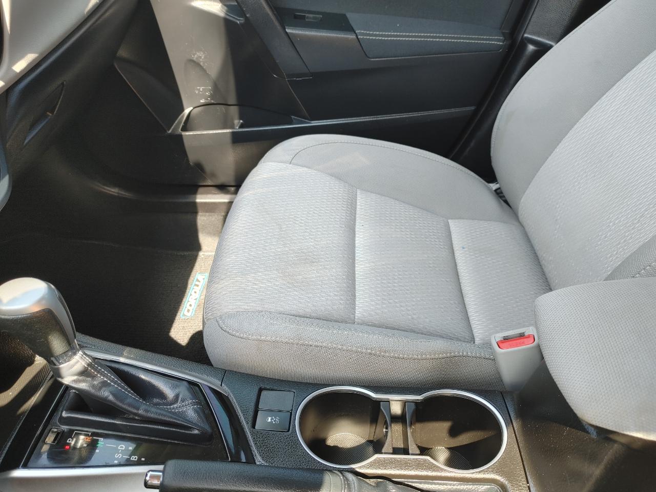 Toyota Corolla LE 2014