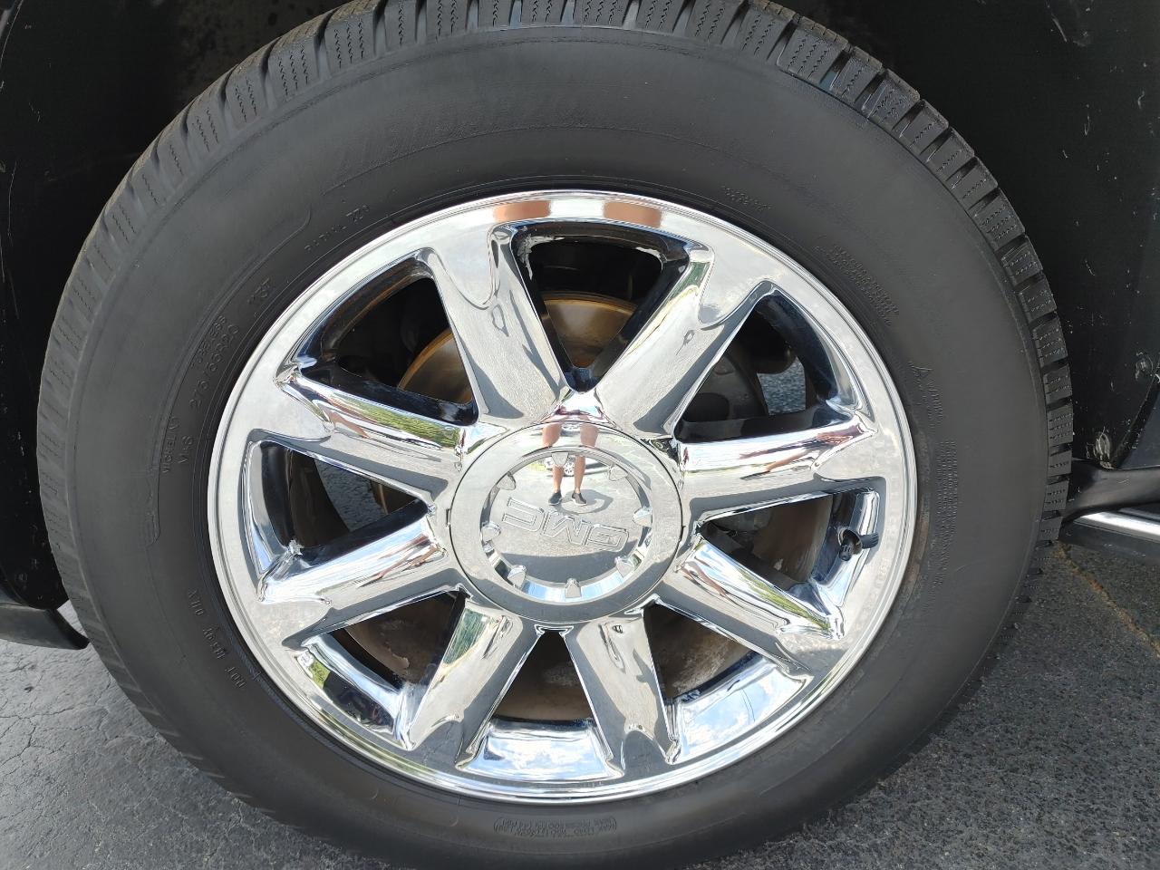 GMC Yukon Denali 2010