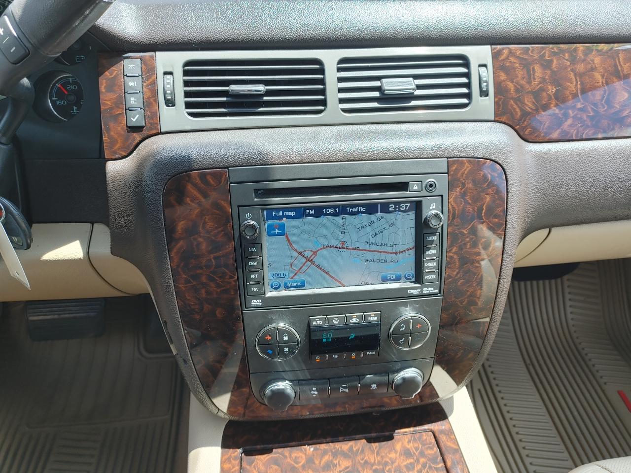 GMC Yukon Denali 2010