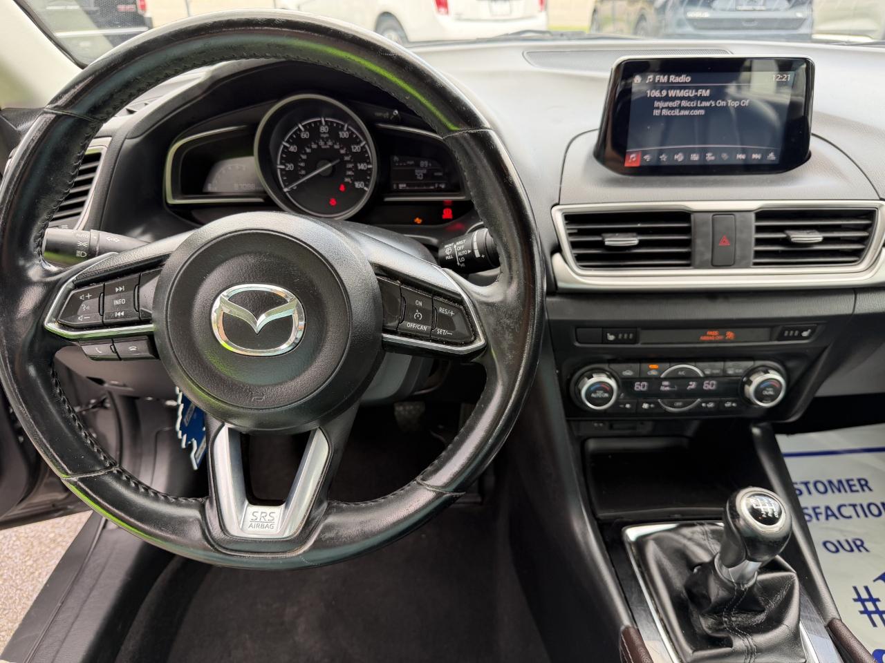Mazda Mazda3 4-Door Touring Manual 2018