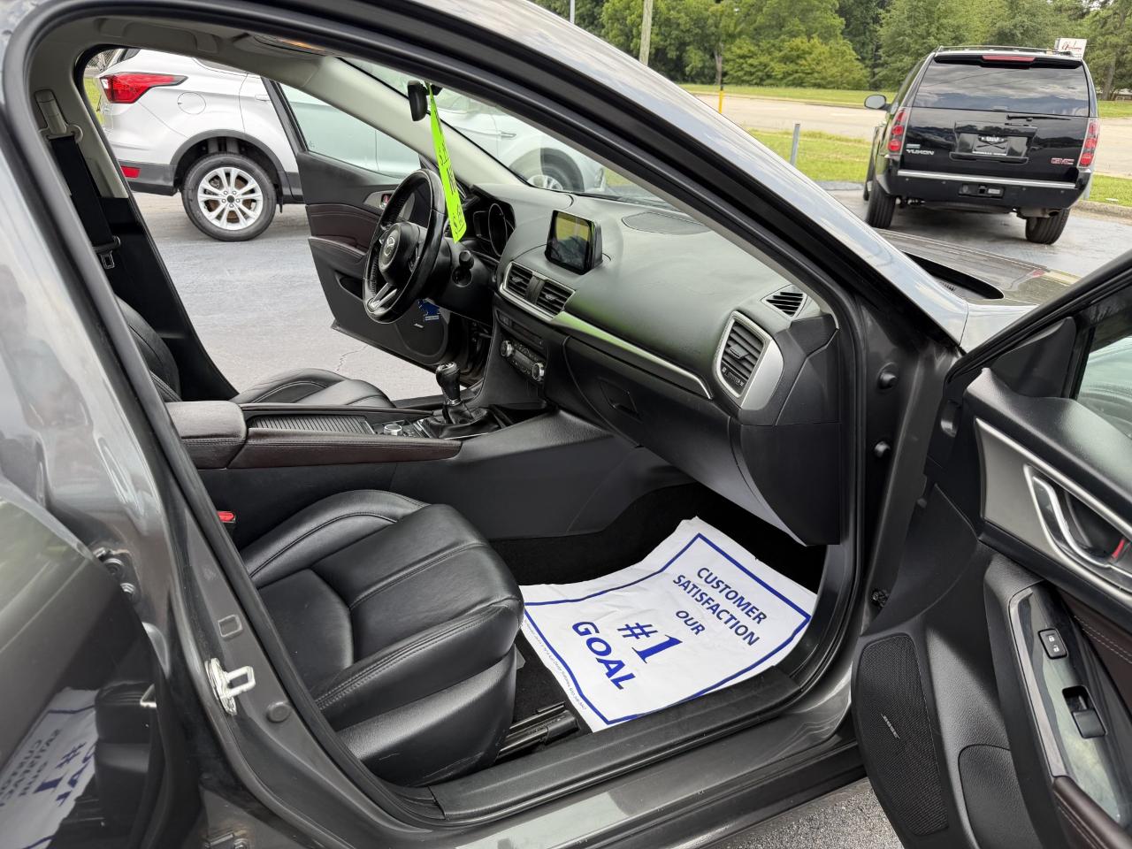 Mazda Mazda3 4-Door Touring Manual 2018