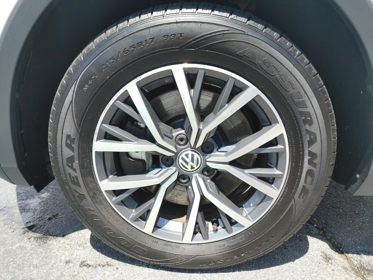 Volkswagen Tiguan SE 2020