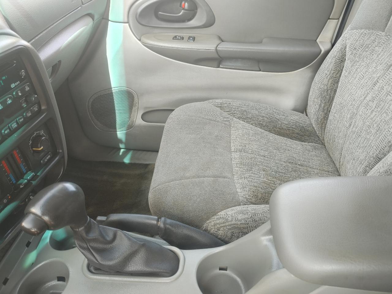Chevrolet TrailBlazer LS 2002