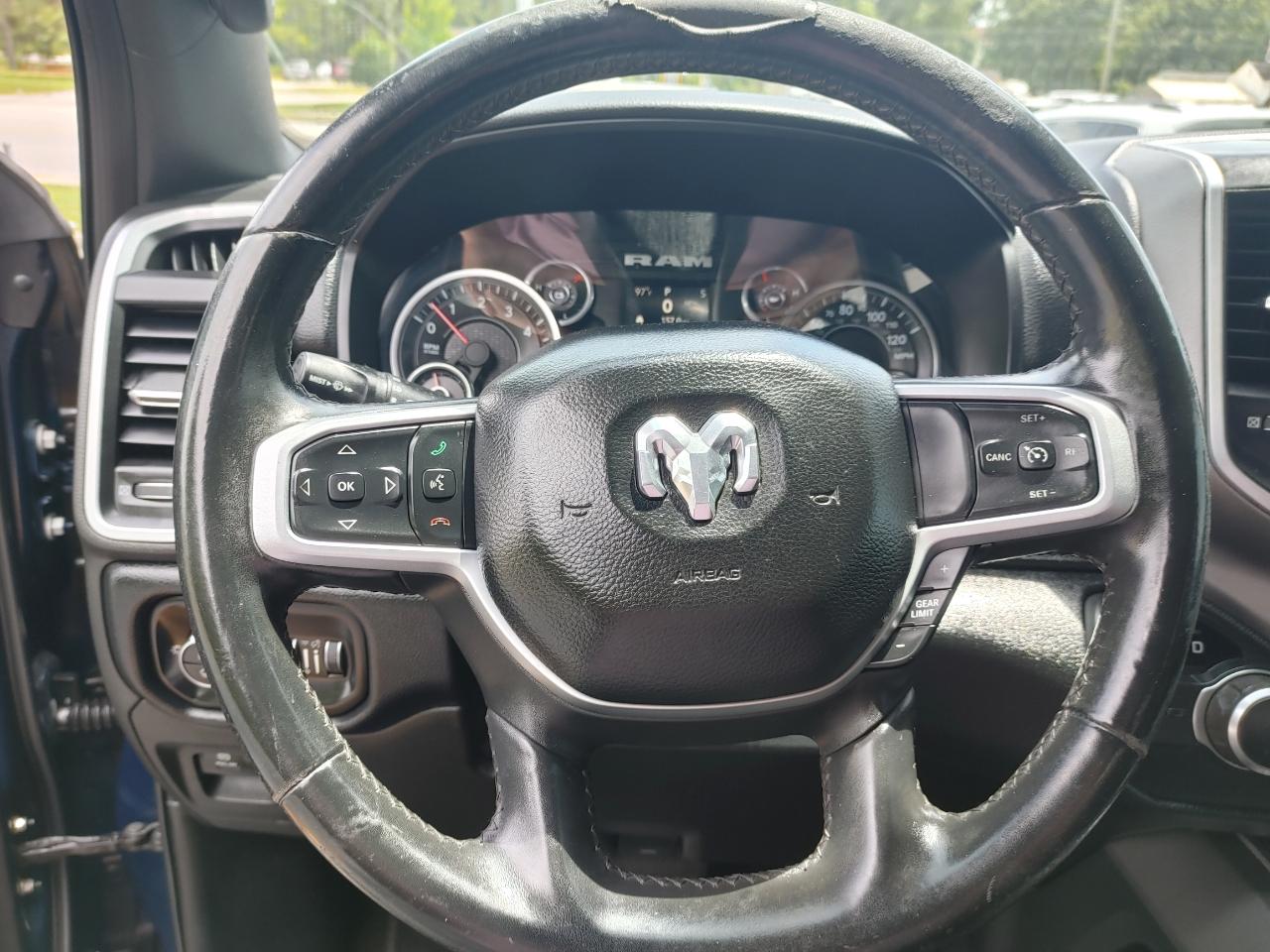 RAM 1500 Big Horn Quad Cab 2WD 2019