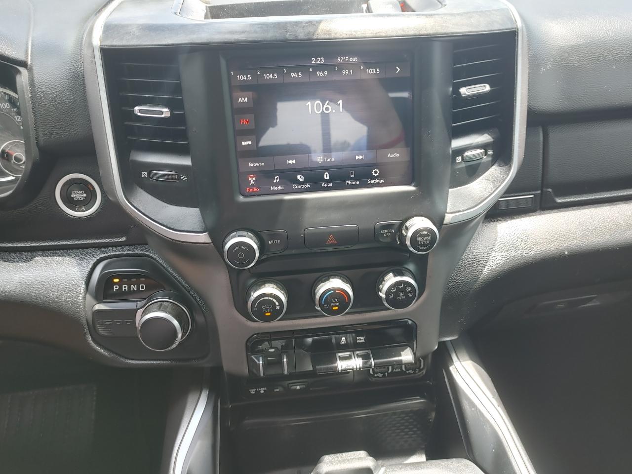 RAM 1500 Big Horn Quad Cab 2WD 2019