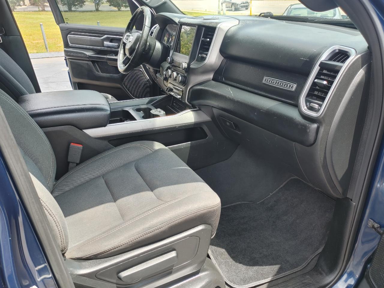RAM 1500 Big Horn Quad Cab 2WD 2019