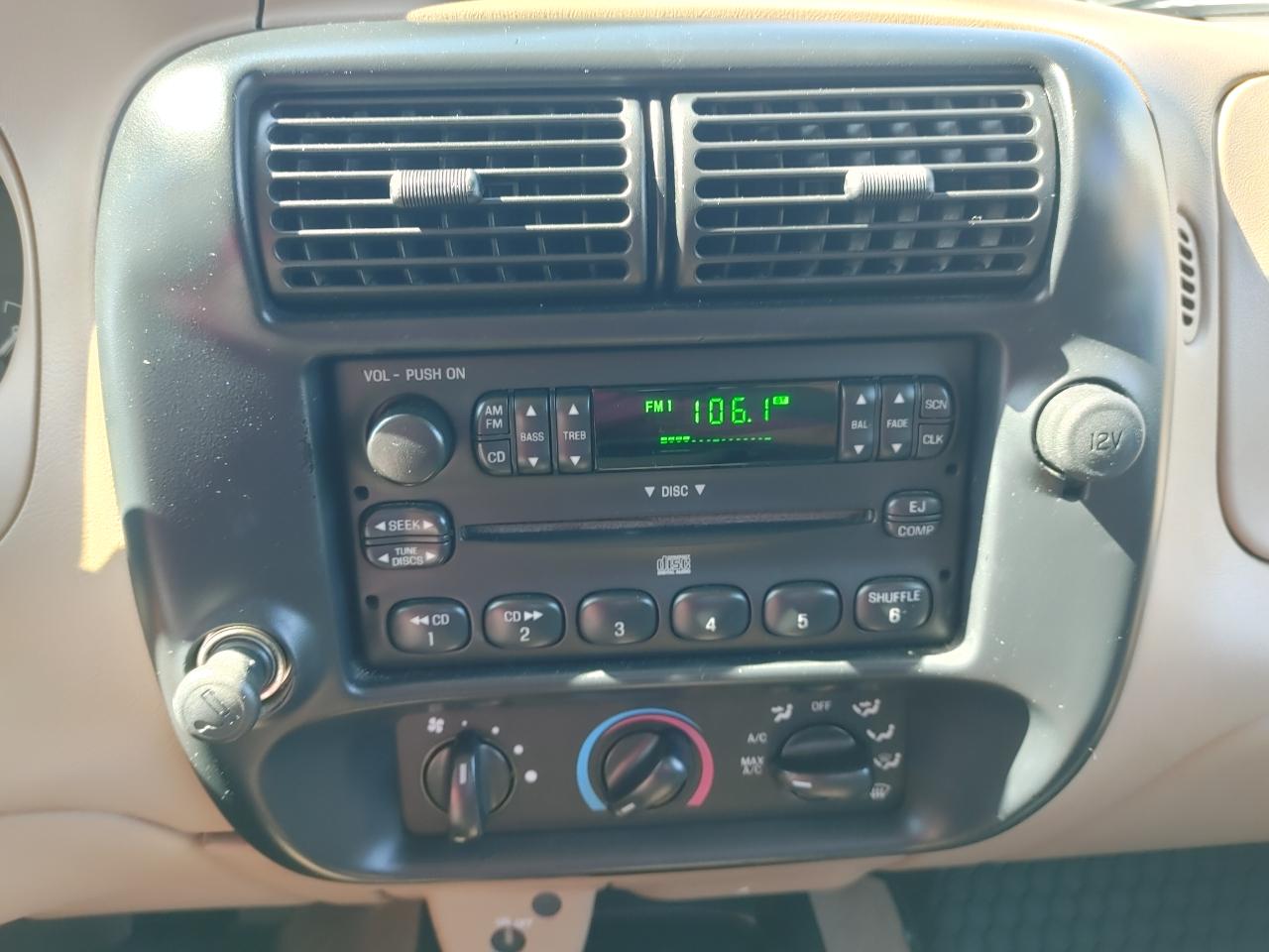 Ford Ranger 2dr Supercab 3.0L XL 2002