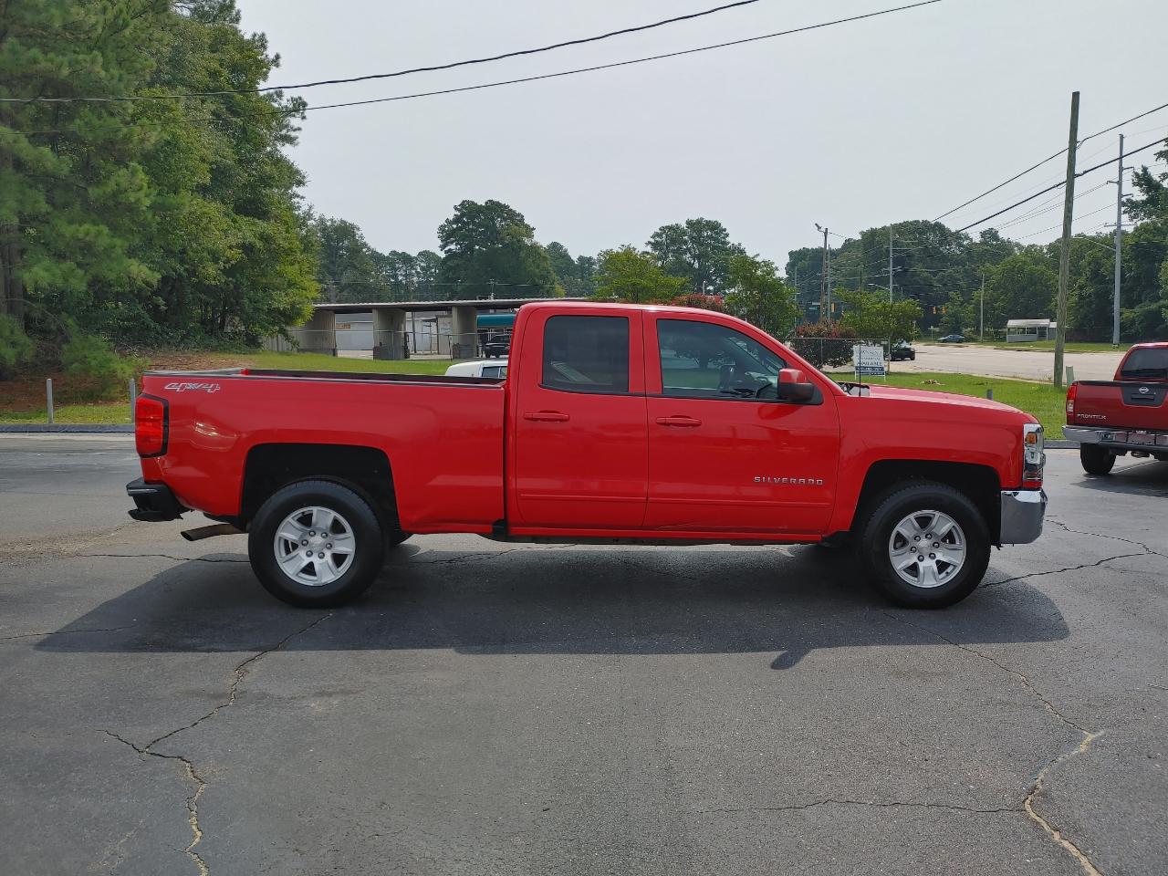 Chevrolet Silverado 1500 4WD Double Cab 143.5" LT w/1LT 2017