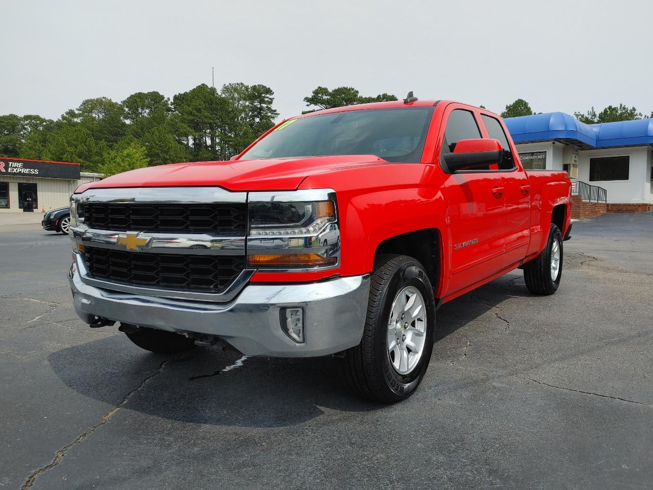 2017 Chevrolet Silverado 1500 4WD Double Cab 143.5" LT w/1LT