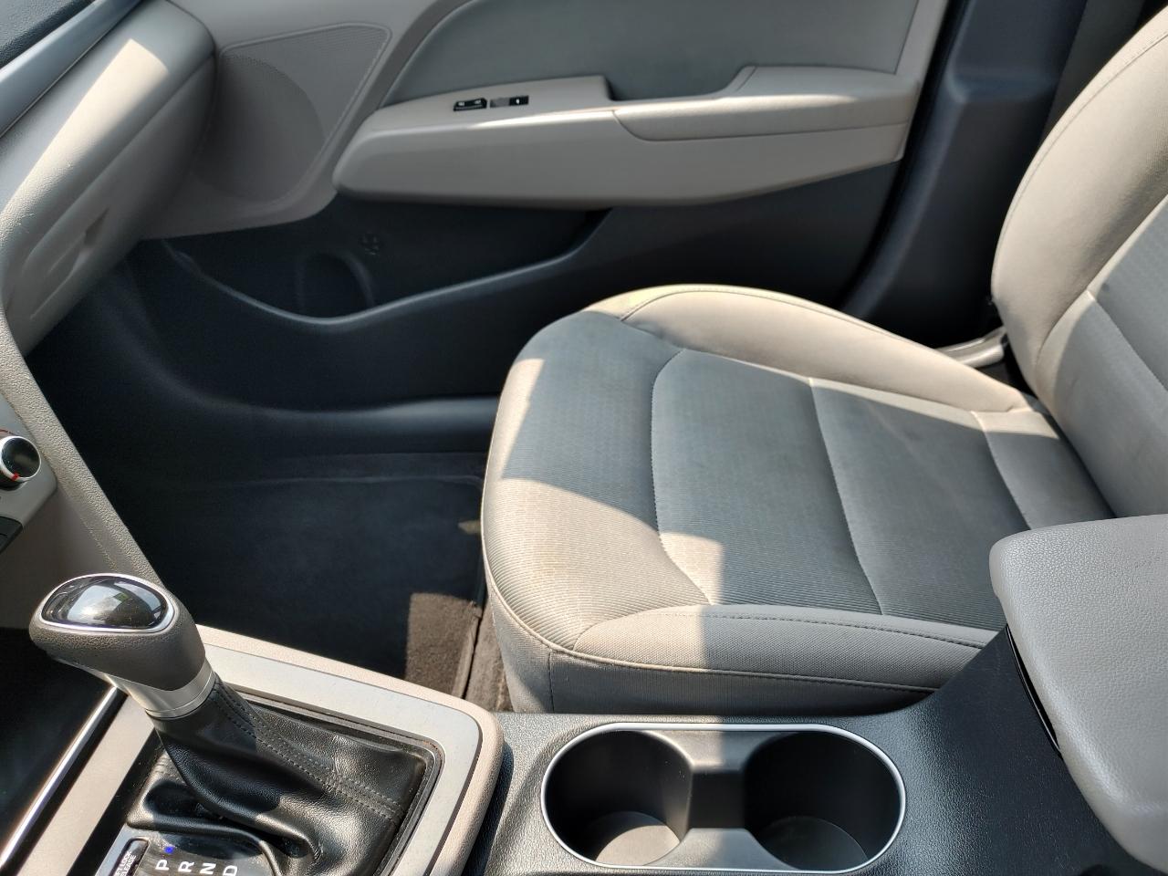 Hyundai Elantra SEL 2018