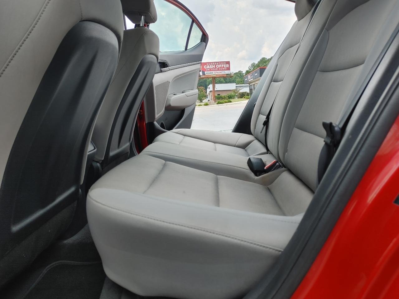 Hyundai Elantra SEL 2018
