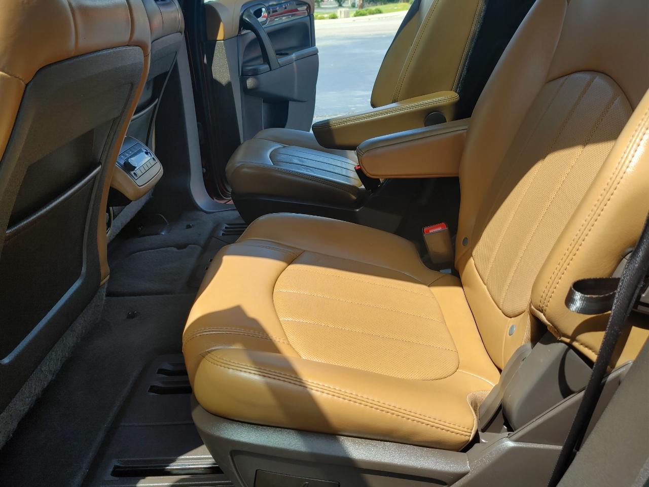 Buick Enclave AWD 4dr Premium 2015