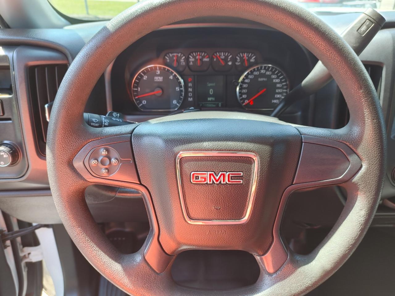 GMC Sierra 1500 2WD Reg Cab 133.0" 2015