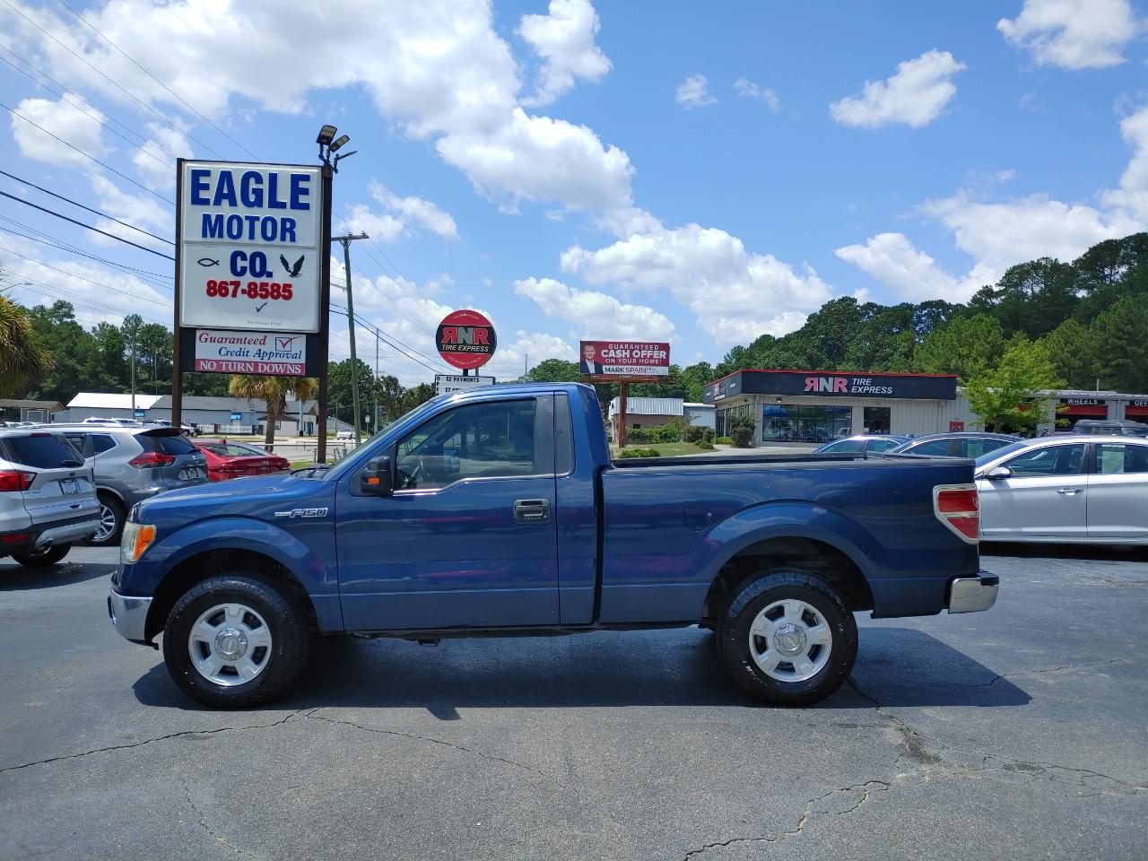 Ford F-150 Reg Cab 120" XLT 2013
