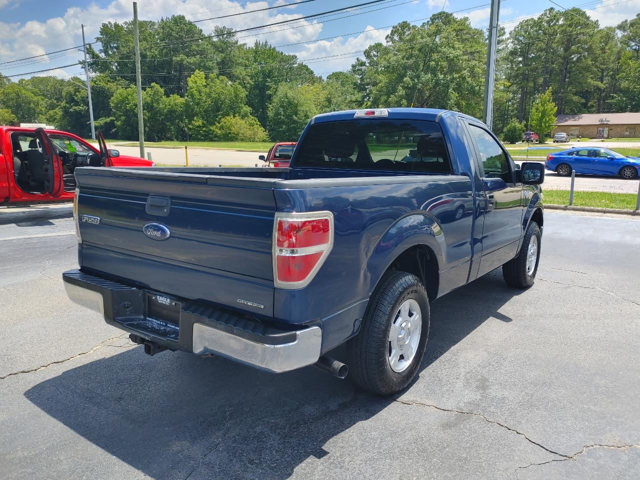 Ford F-150 Reg Cab 120" XLT 2013