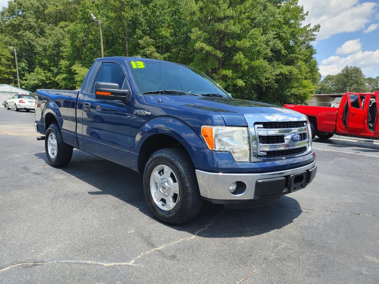Ford F-150 Reg Cab 120" XLT 2013