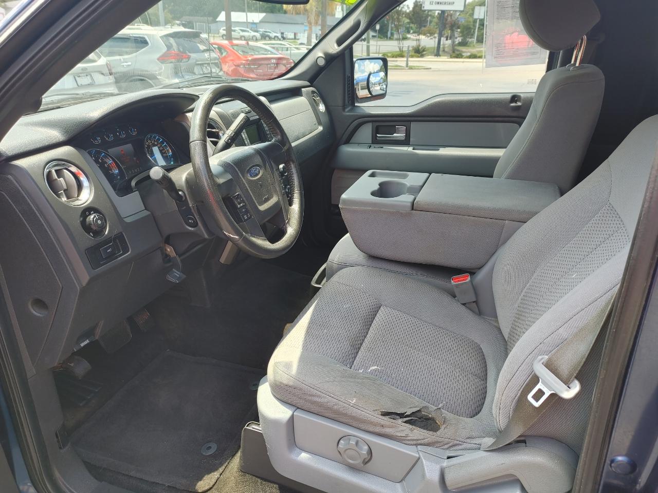 Ford F-150 Reg Cab 120" XLT 2013
