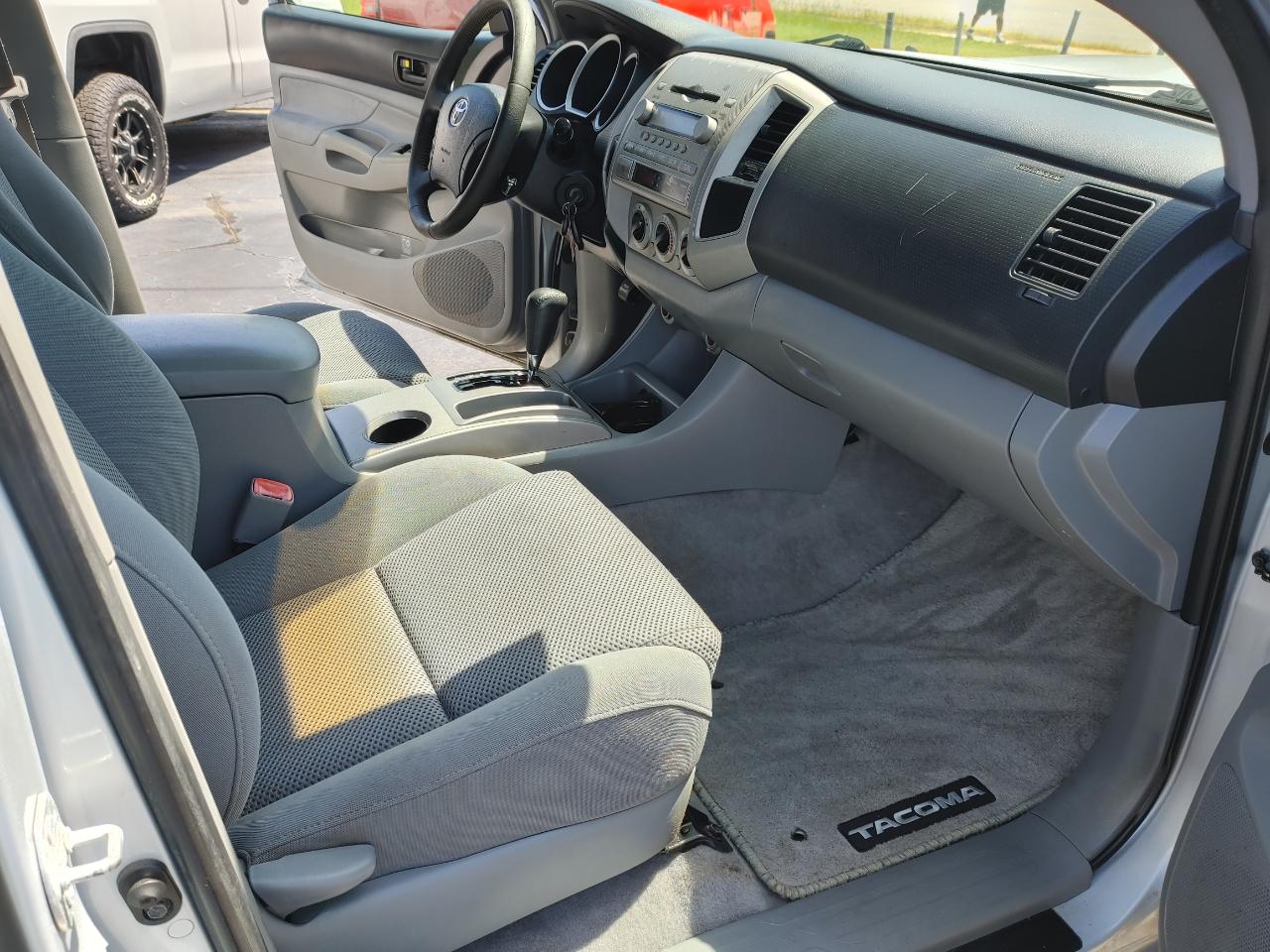 Toyota Tacoma 2WD Dbl LB V6 AT PreRunner (Natl) 2008