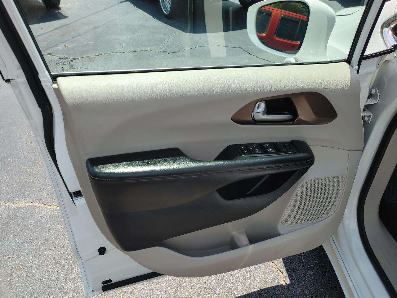 Chrysler Pacifica Touring-L 2017