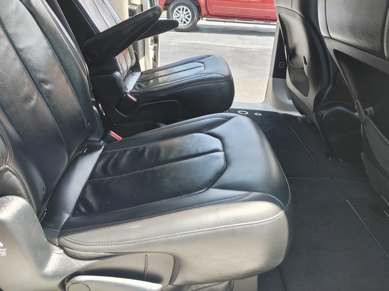 Chrysler Pacifica Touring-L 2017