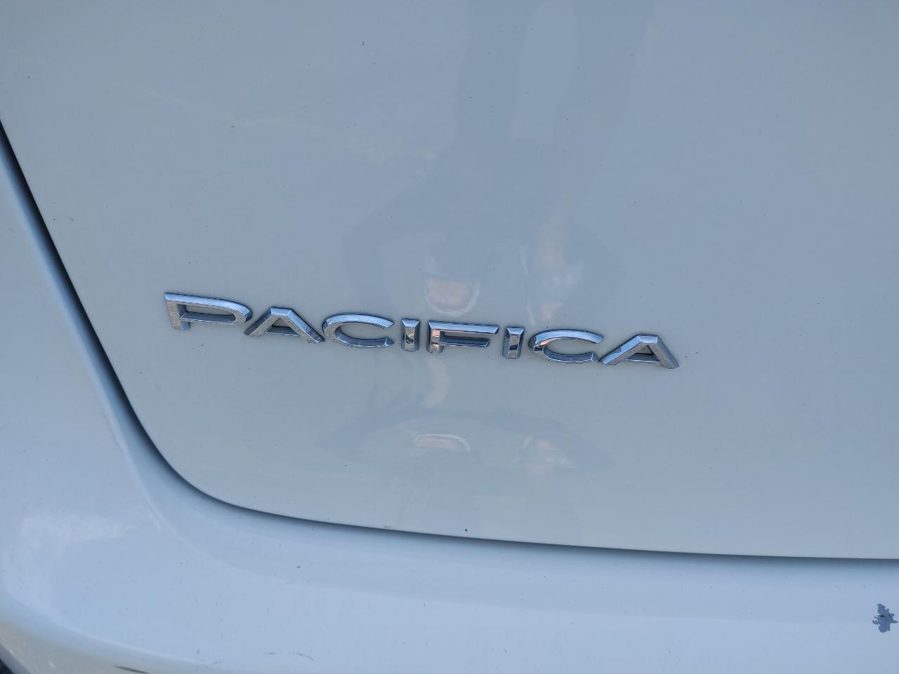 Chrysler Pacifica Touring-L 2017