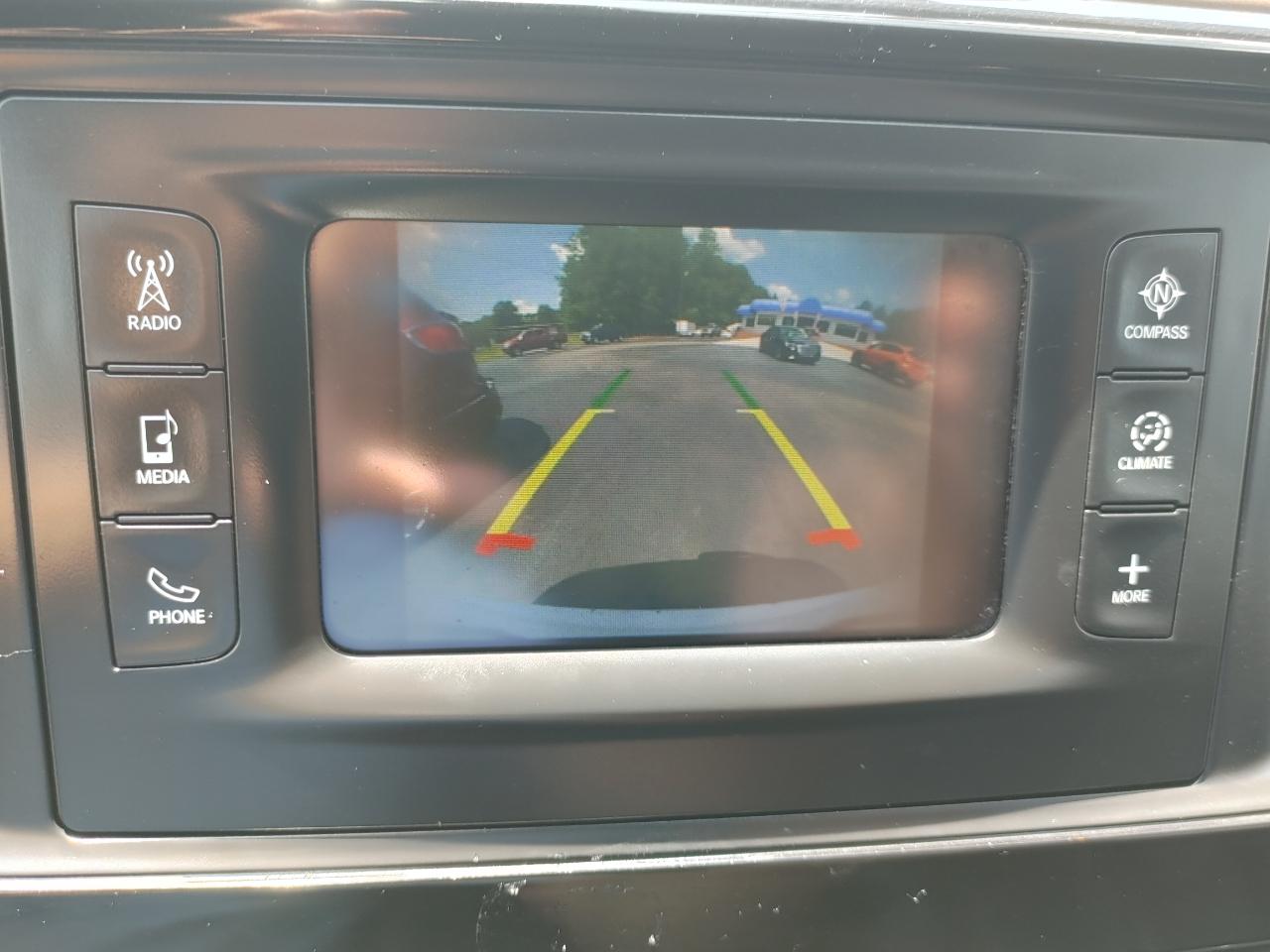 Chrysler Pacifica Touring-L 2017