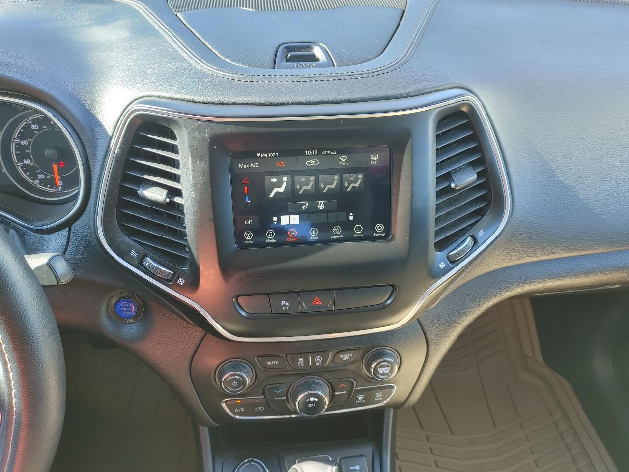 Jeep Cherokee Latitude Plus 4x4 2019