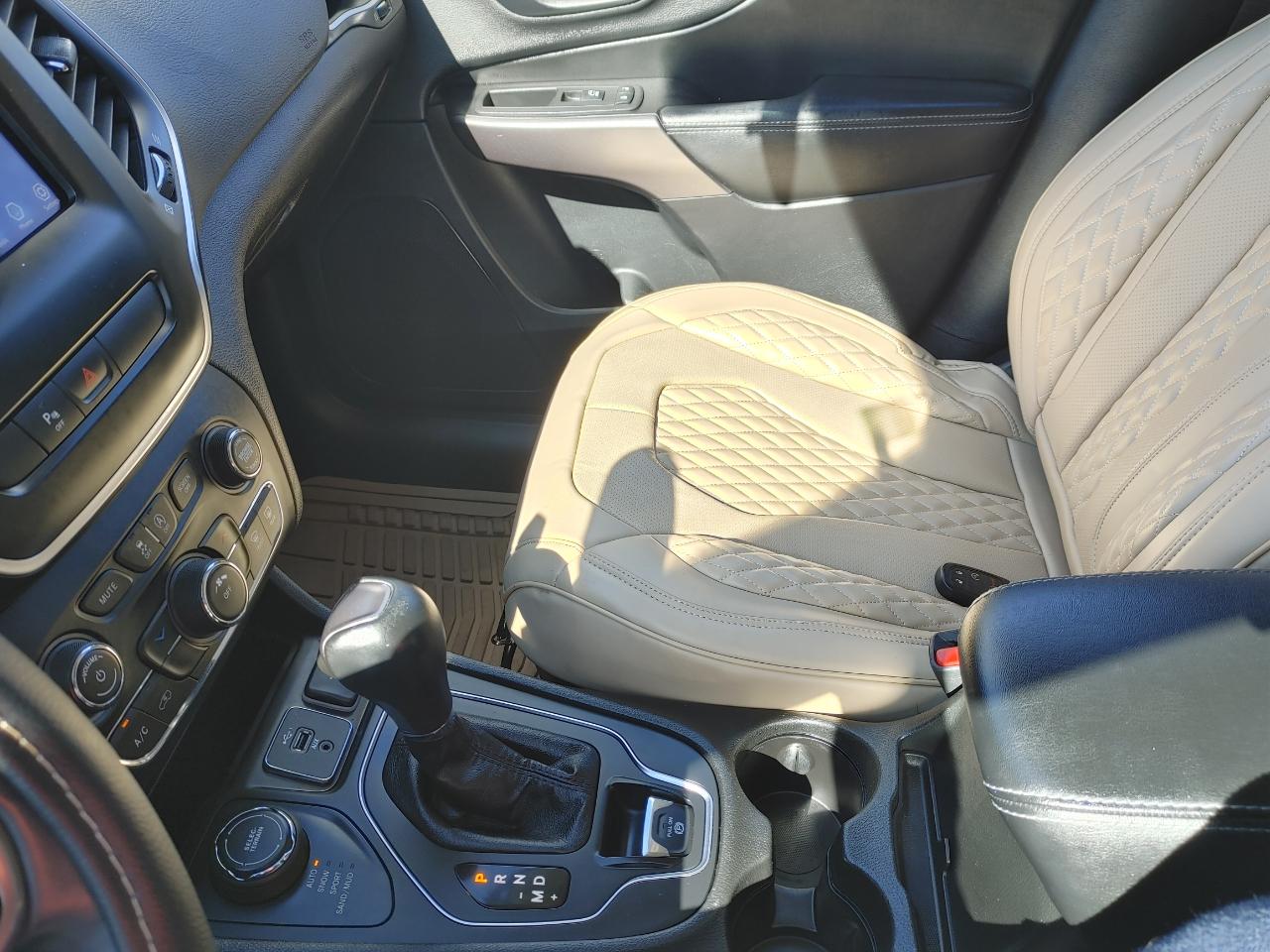 Jeep Cherokee Latitude Plus 4x4 2019