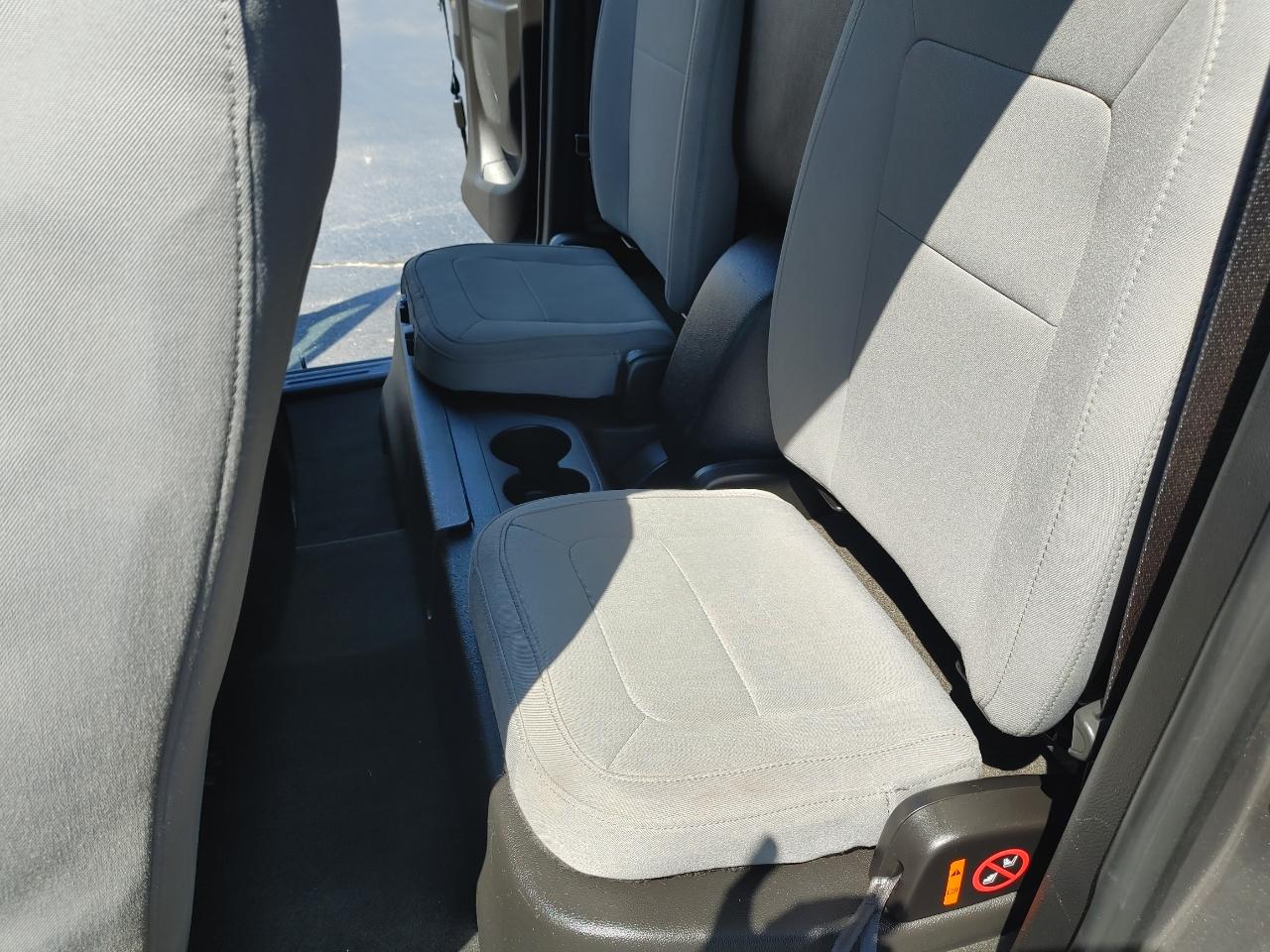 Chevrolet Colorado 2WD Ext Cab 128.3" WT 2015