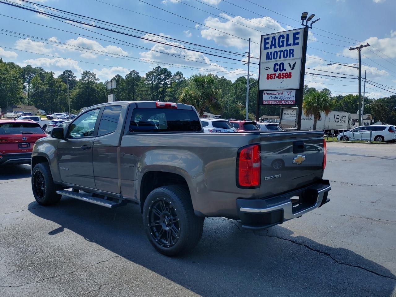 Chevrolet Colorado photo 3
