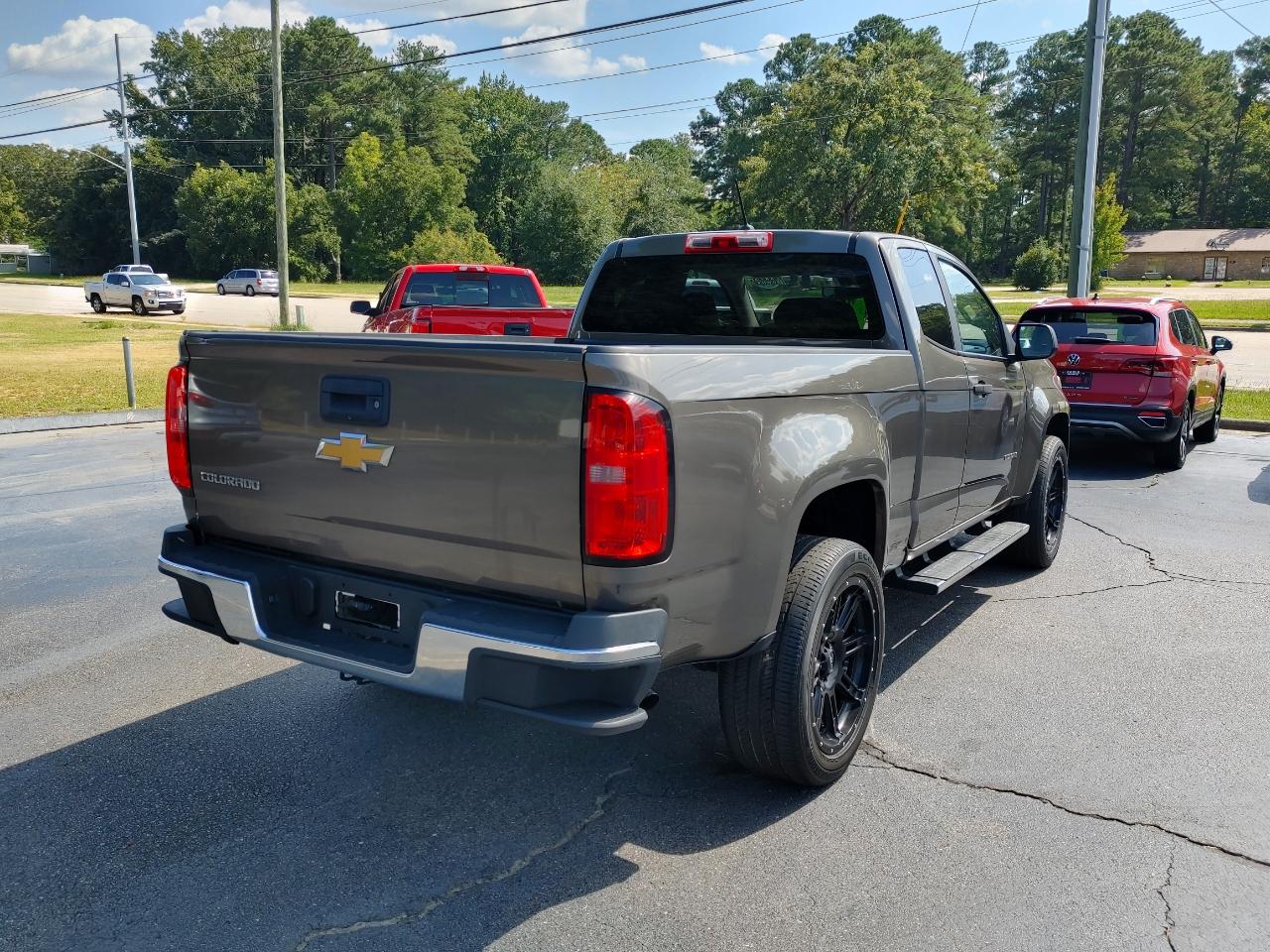 Chevrolet Colorado photo 4