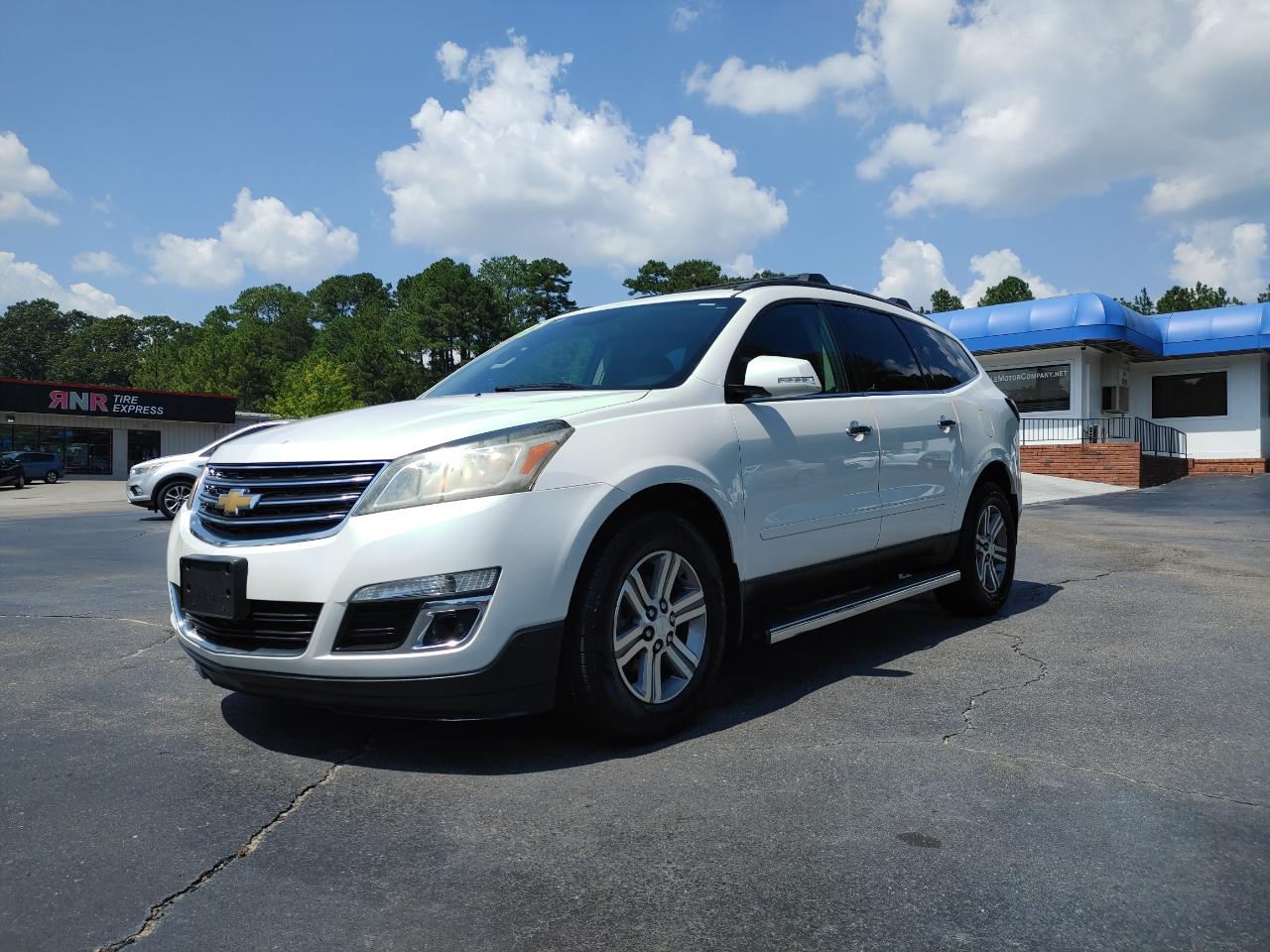 2017 Chevrolet Traverse 2LT AWD