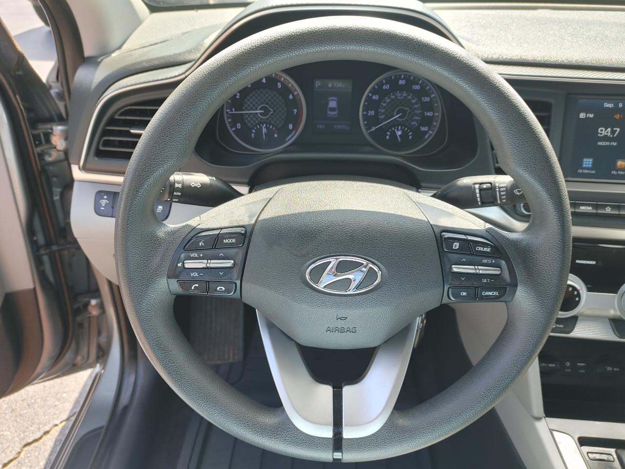 Hyundai Elantra SEL 2019