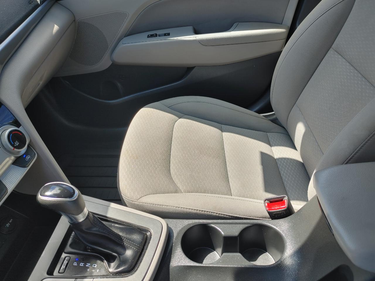 Hyundai Elantra SEL 2019