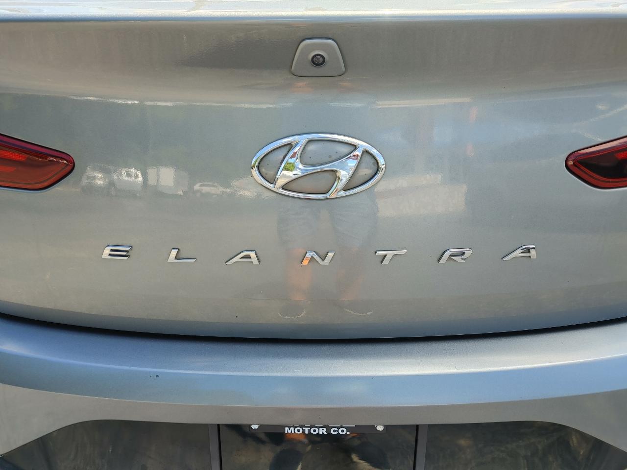 Hyundai Elantra SEL 2019