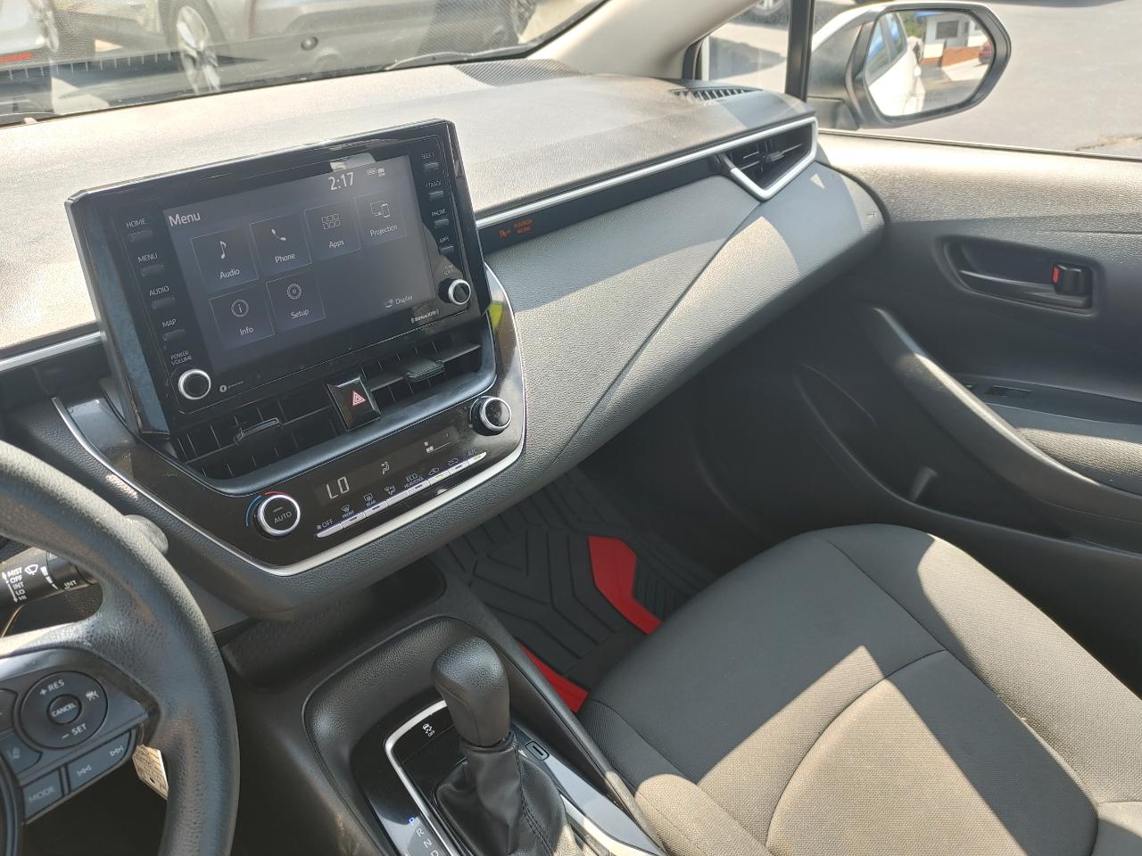 Toyota Corolla LE 2022