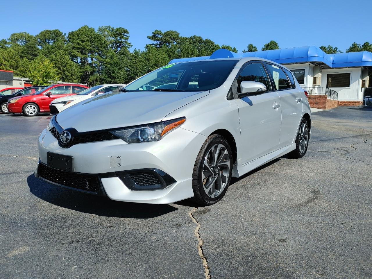 2016 Scion iM 4D Hatchback