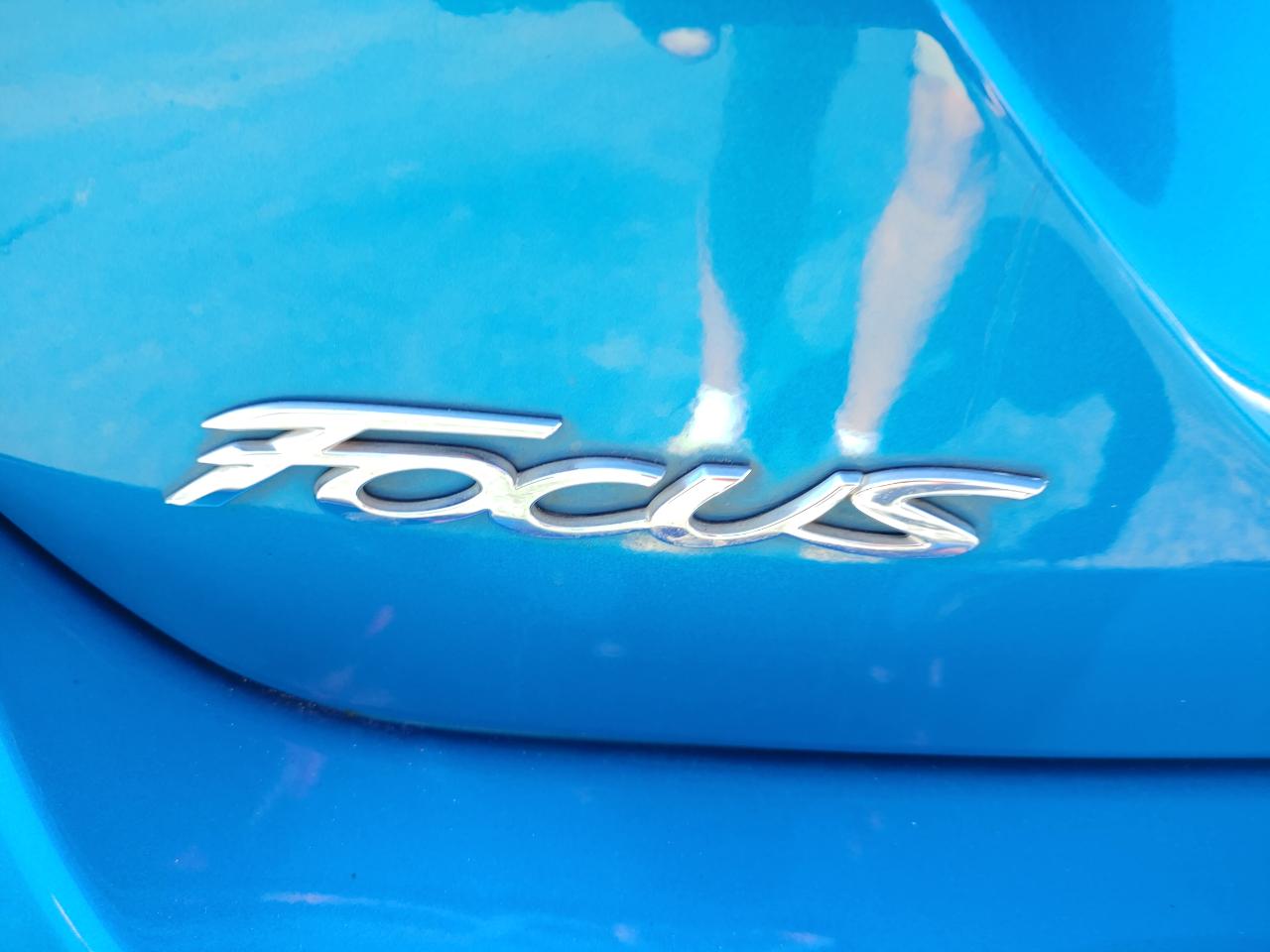Ford Focus Titanium 4D Hatchback 2014