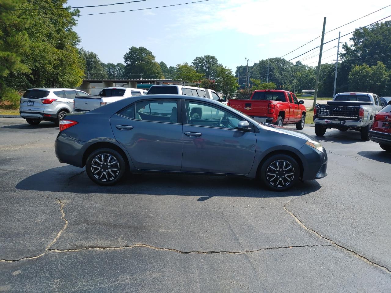 Toyota Corolla LE 2015