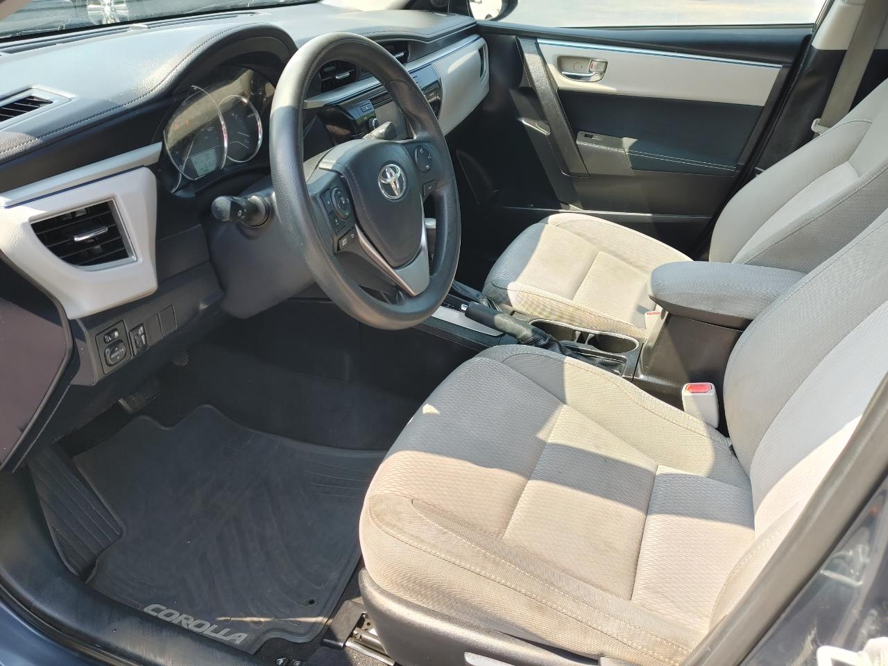 Toyota Corolla LE 2015