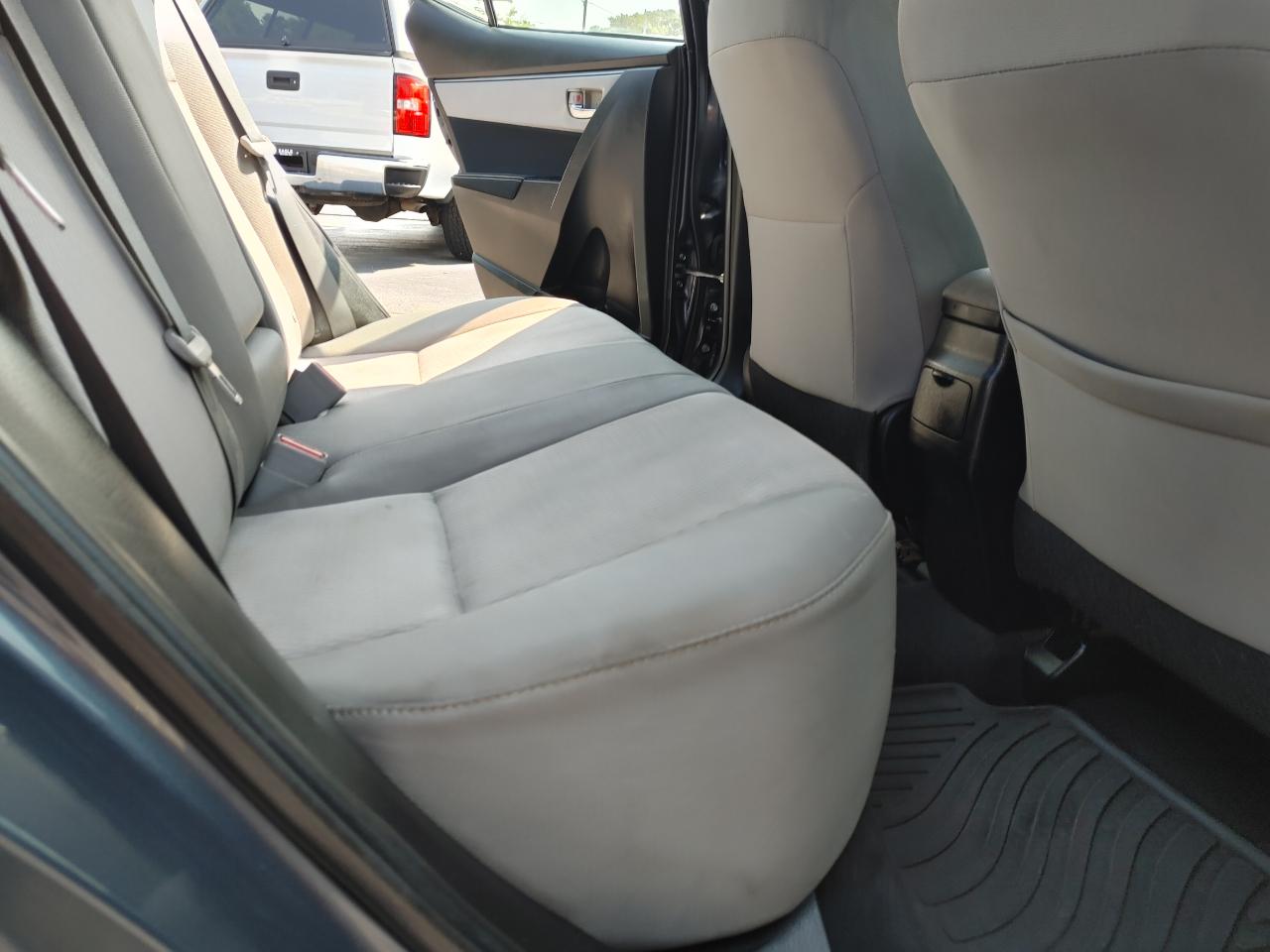 Toyota Corolla LE 2015
