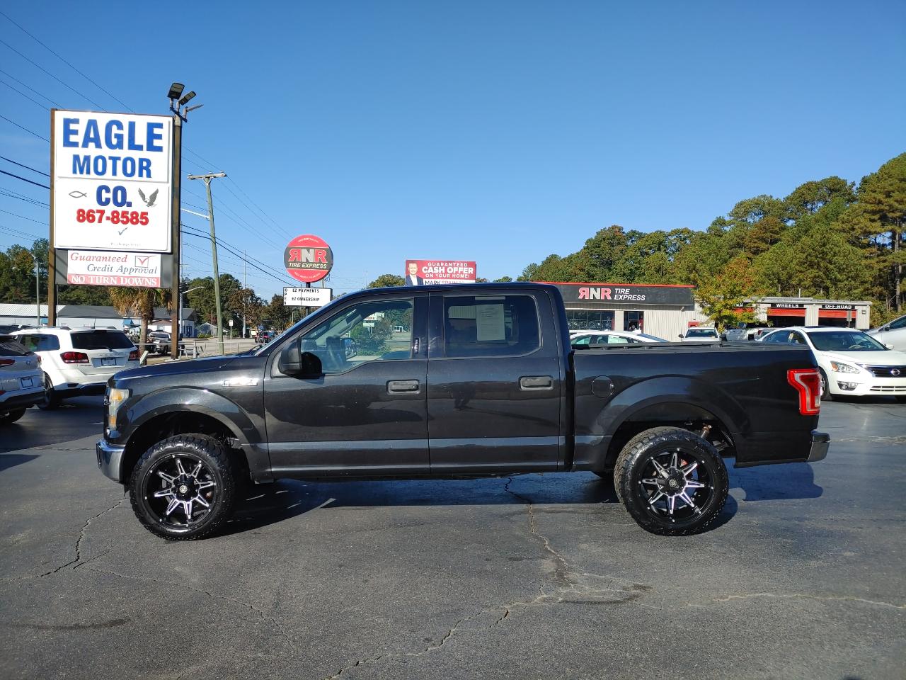 Ford F-150 XLT SuperCrew Short Box 2WD 2015