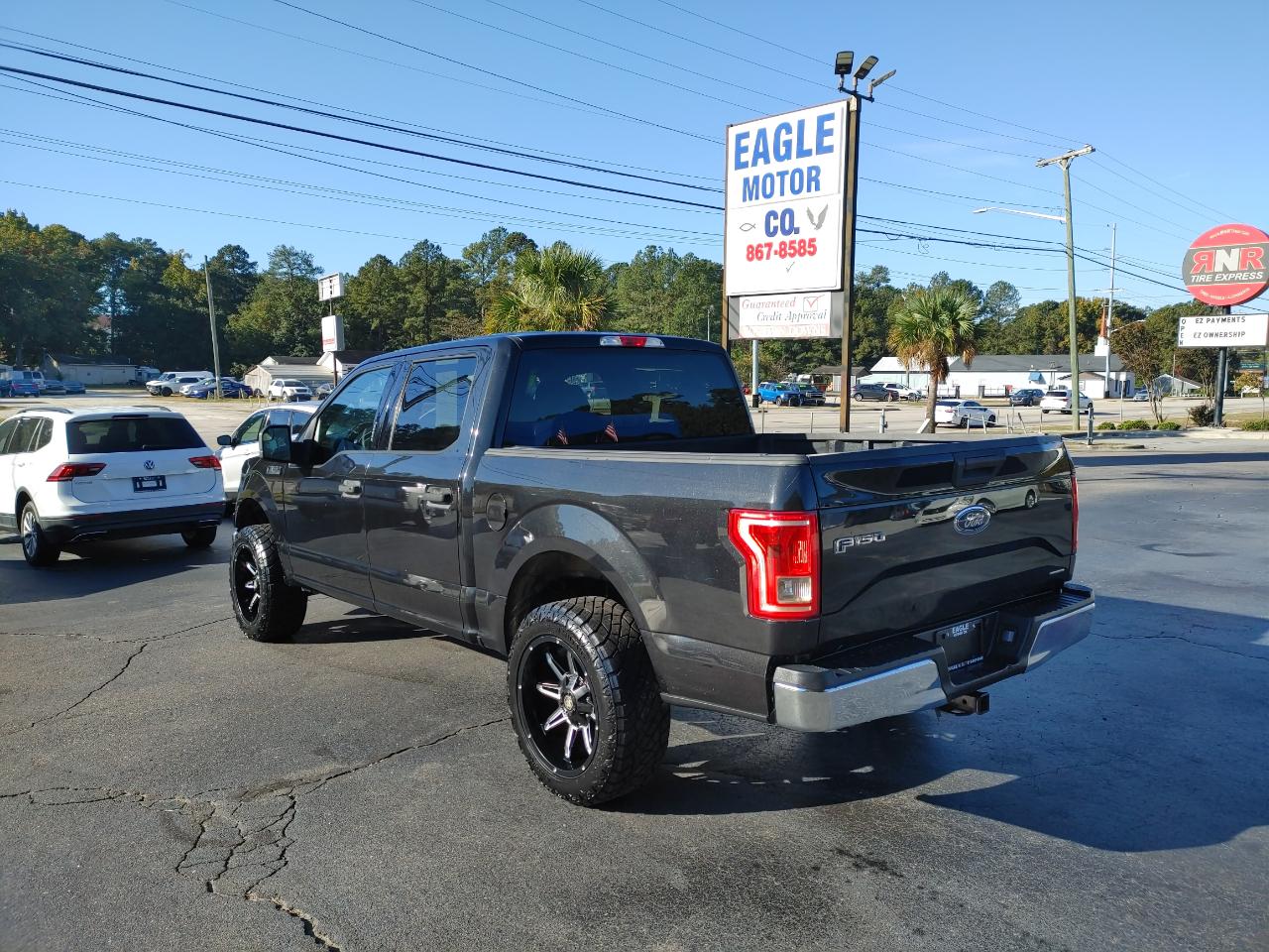 Ford F-150 XLT SuperCrew Short Box 2WD 2015