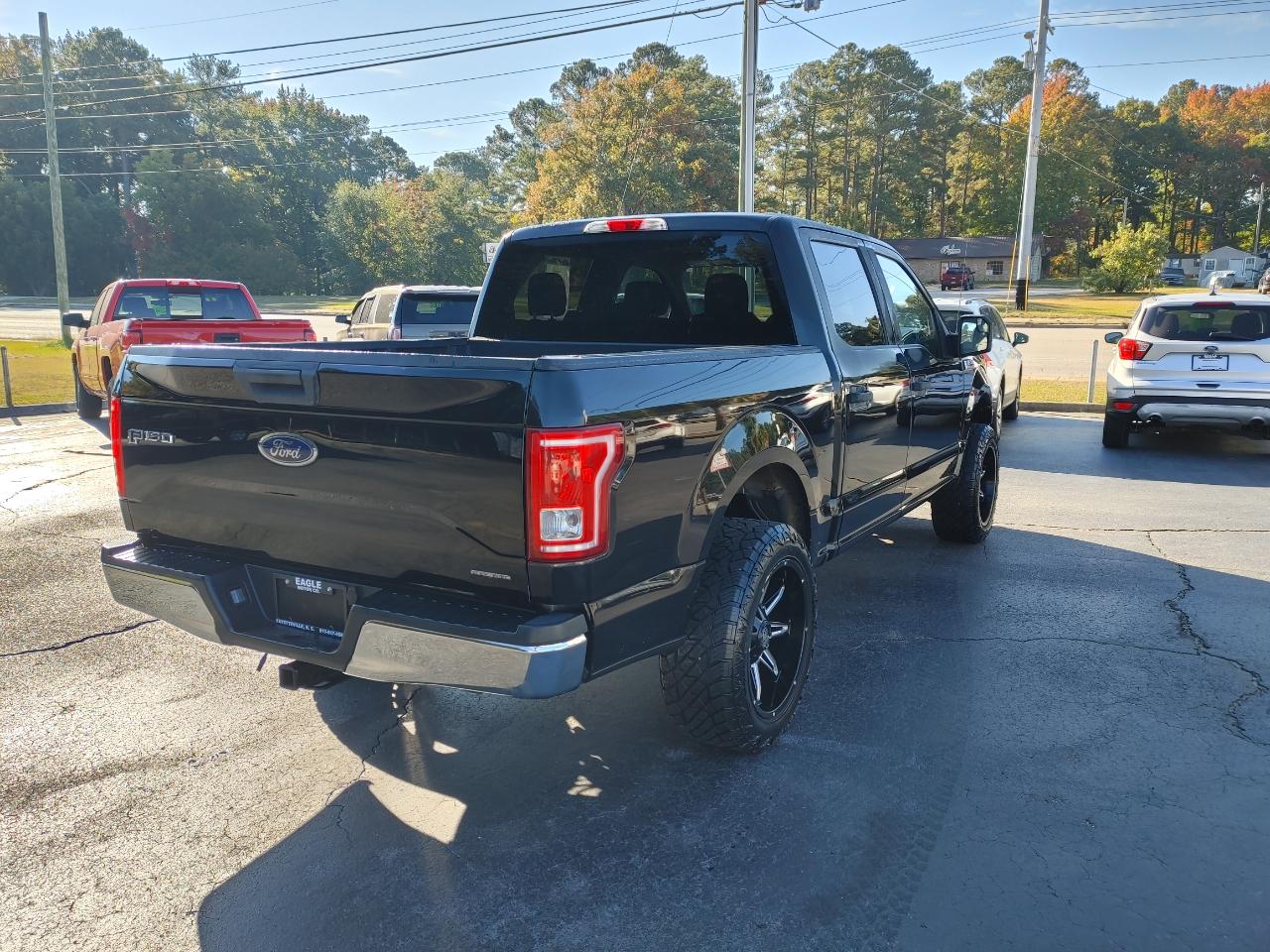 Ford F-150 XLT SuperCrew Short Box 2WD 2015