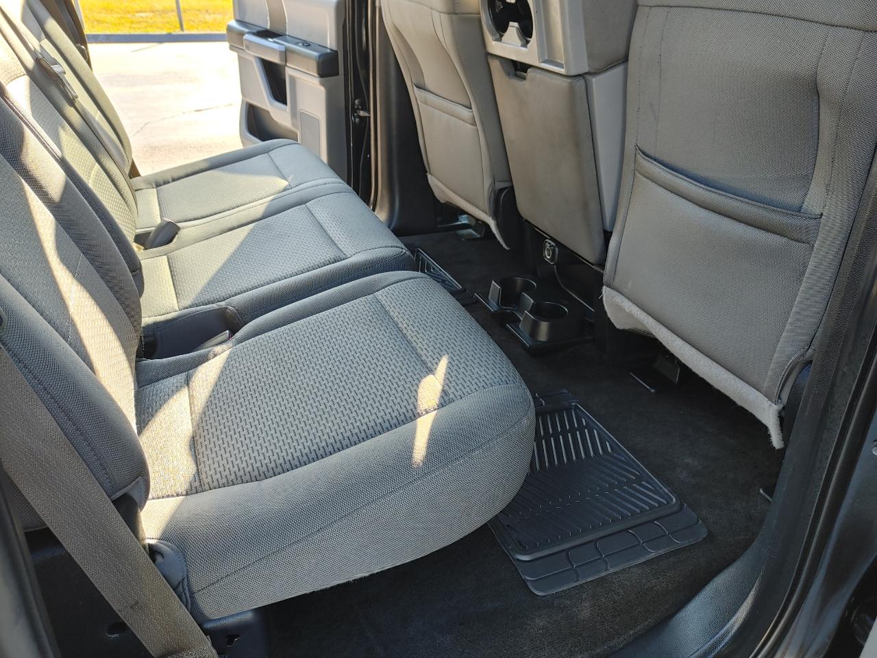 Ford F-150 XLT SuperCrew Short Box 2WD 2015