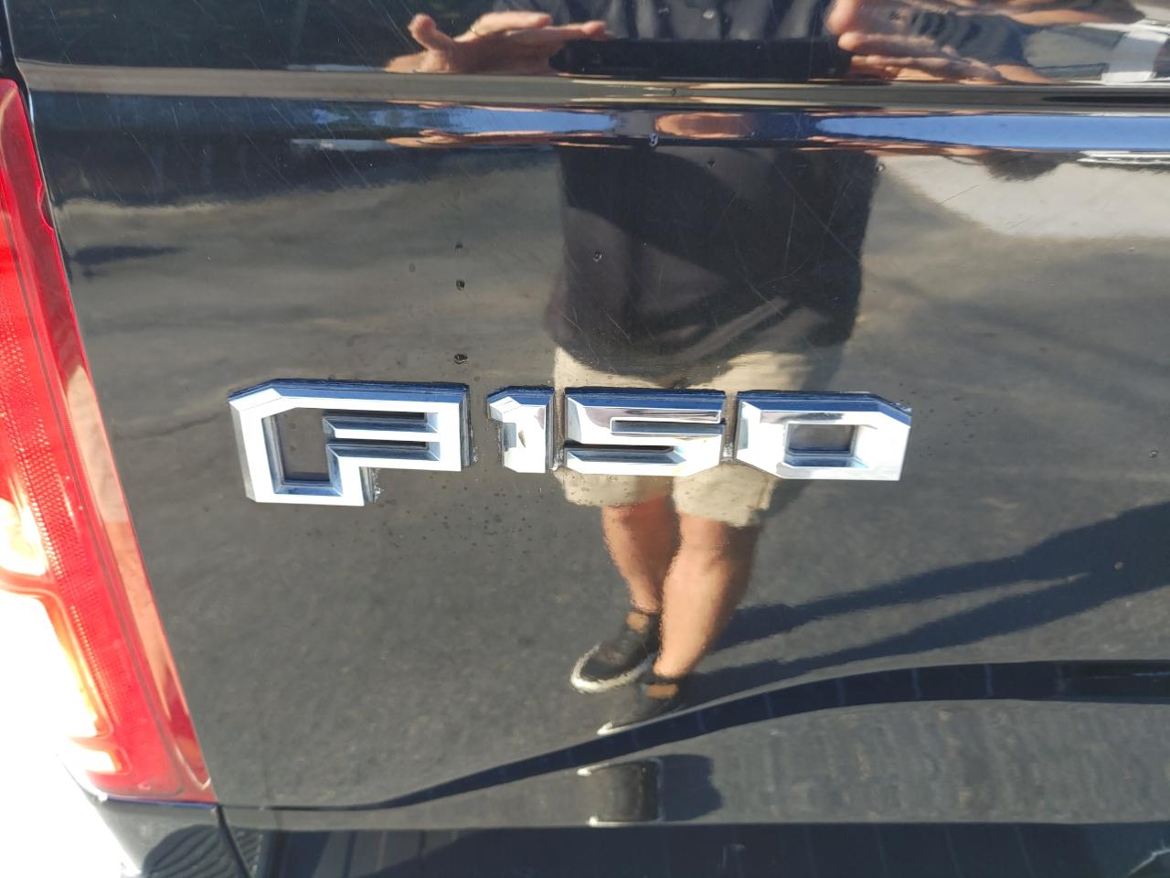 Ford F-150 XLT SuperCrew Short Box 2WD 2015
